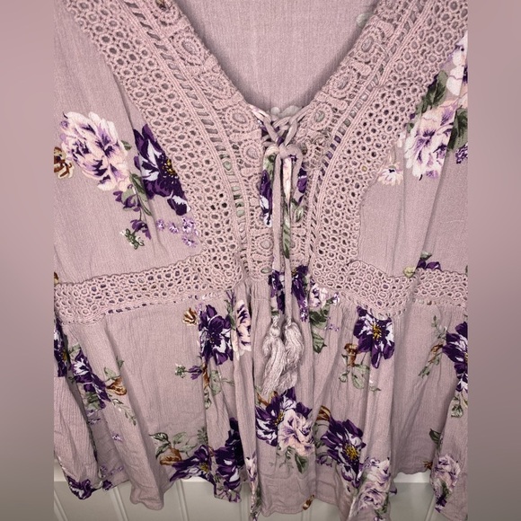 Torrid Lilac Floral Babydoll Gauze Crotchet Top - Picture 4 of 6